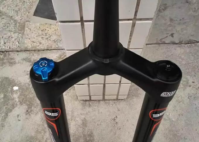 La bici su ordinazione invertita della sospensione dell'aria si biforca a 26 pollici per la bici grassa/bici della neve